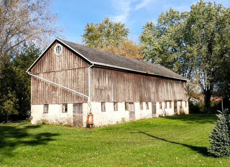 Barn Repair Service